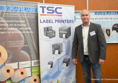 Het plantenpaspoort is voor de boomkwekerij natuurlijk een belangrijk iets en daar speelde Sacha de Jonge van Garfilabel op in door met zijn printers, die een speciale software update hebben gehad, op de beurs te staan. Met de update kun je nu ook het plantenpaspoort printen.